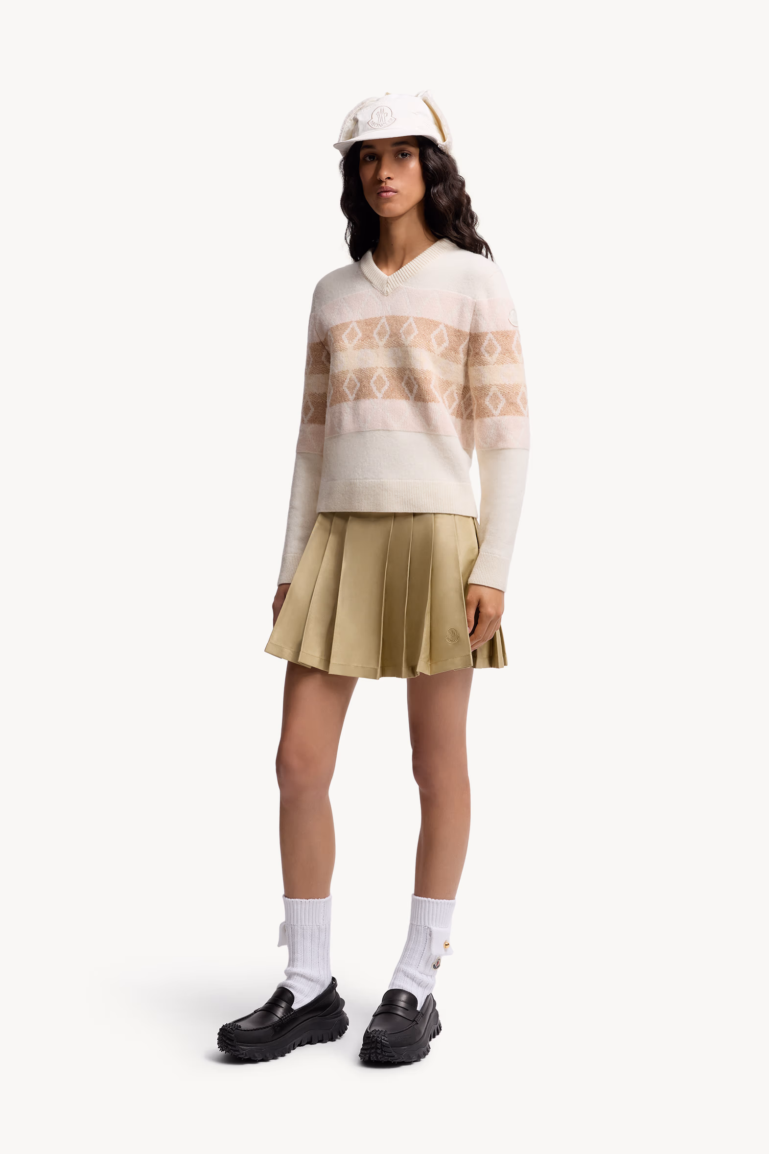 Rhombus Pattern Wool V-Neck Sweater Women White & Pink Moncler 0